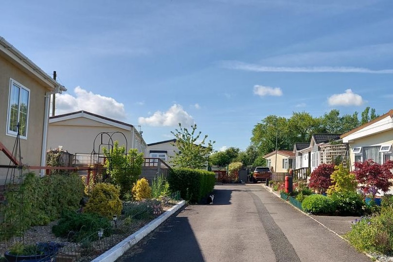 Residential Park Homes for sale at Westfield and Willows Park, Wantage, Oxfordshire