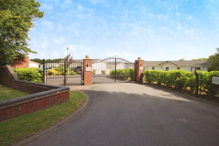 Residential Park Homes for sale at Broadwell Woods Park, Kenilworth, Warwickshire