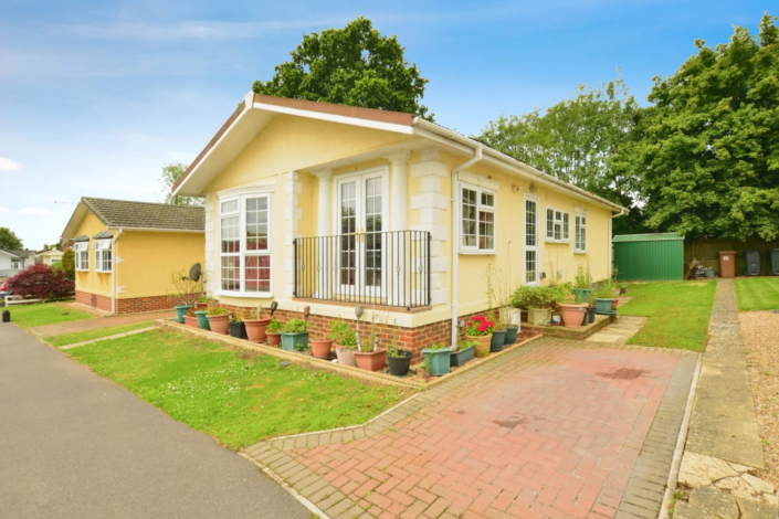 Residential Park Homes for sale at Six Bells Park, Ashford, Kent