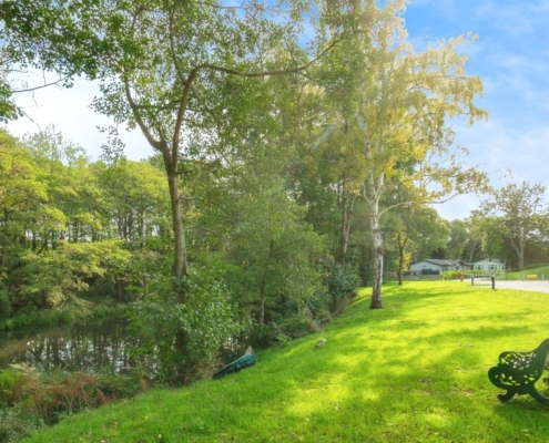 Residential Park Homes for sale at Warren Park, Godalming, Surrey